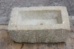 VASCA IN PIETRA granito 58x36  H22 N 34 A  da giardino lavandino fioriera